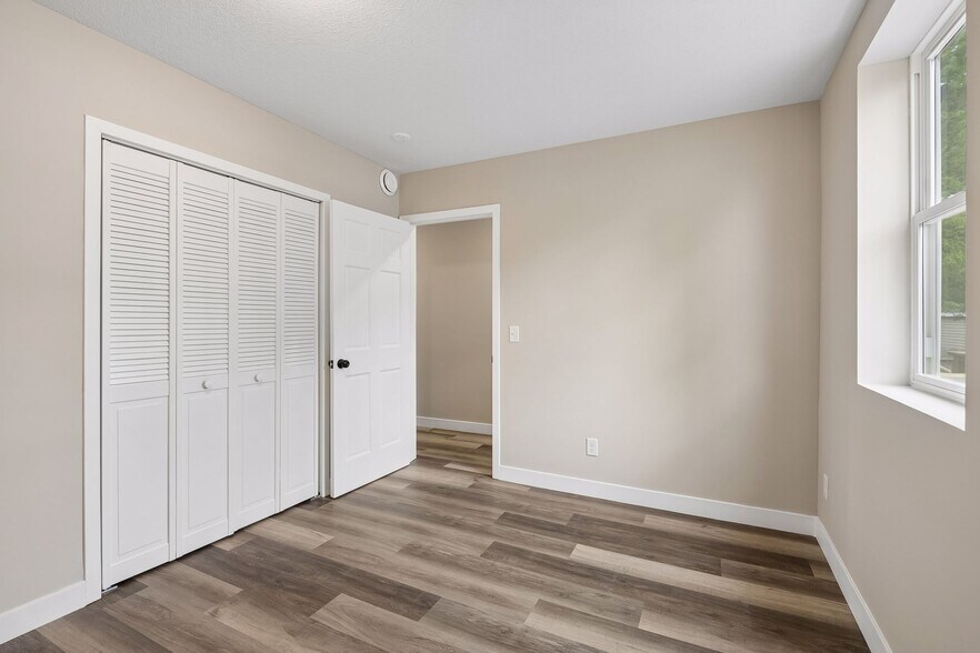 More Photos Of 4330 5th Ave S, Minneapolis Apartments For Sale