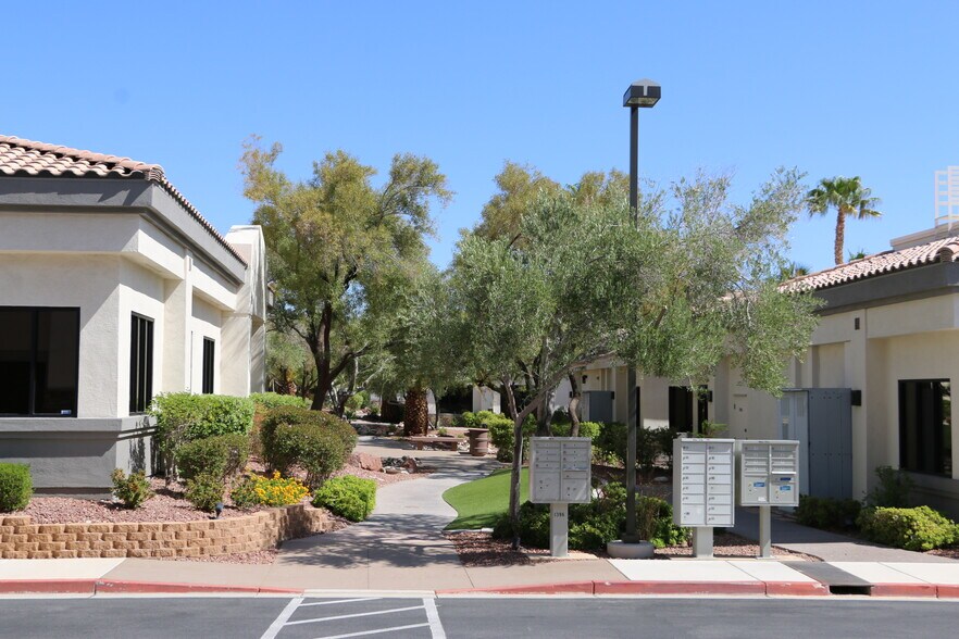 More Photos Of 7900 W Sahara Ave, Las Vegas Medical For Lease