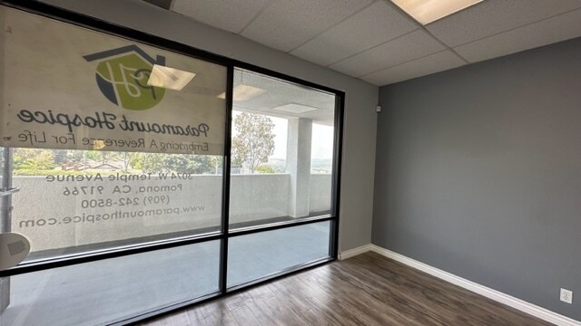 More Photos Of 3000-3096 W Temple Ave, Pomona Freestanding For Lease