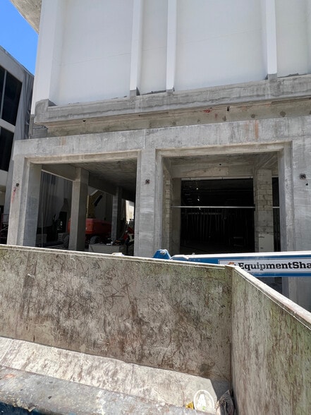 More Photos Of 4011 Salzedo St, Coral Gables Apartments For Lease