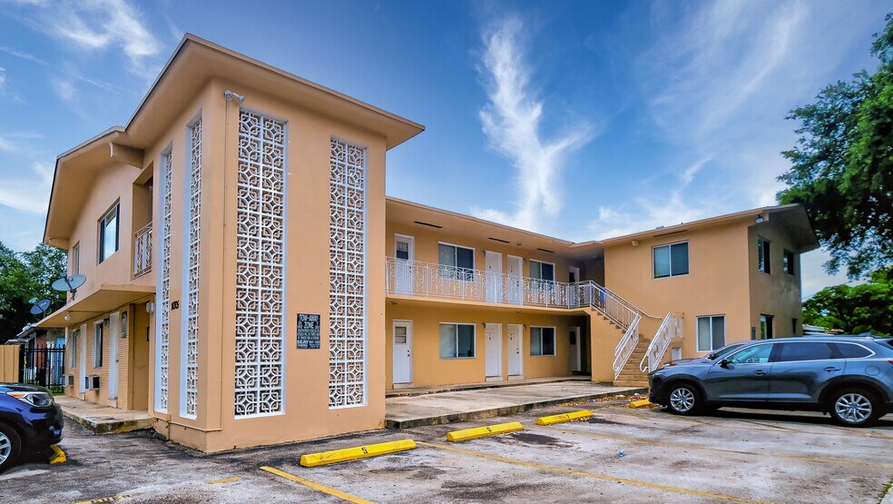 More Photos Of 14305 NE 6th Ave, North Miami Apartments For Sale