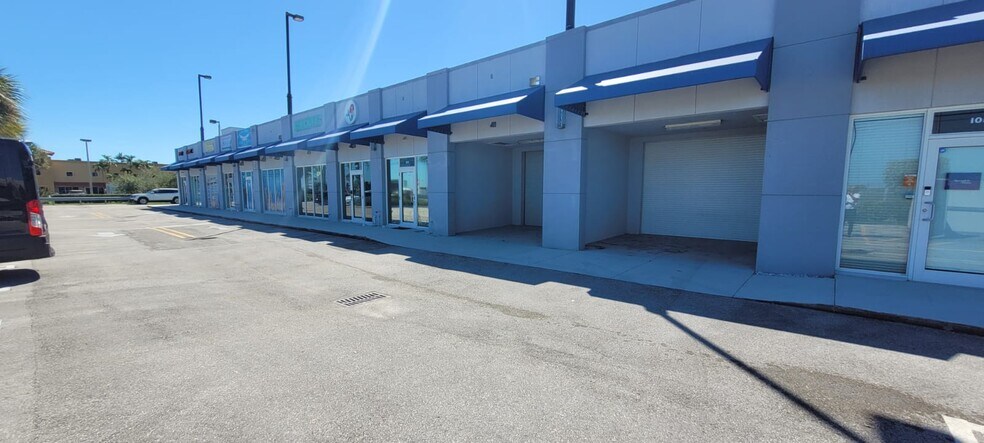 More Photos Of 14900 SW 136th St, Miami General Retail For Lease