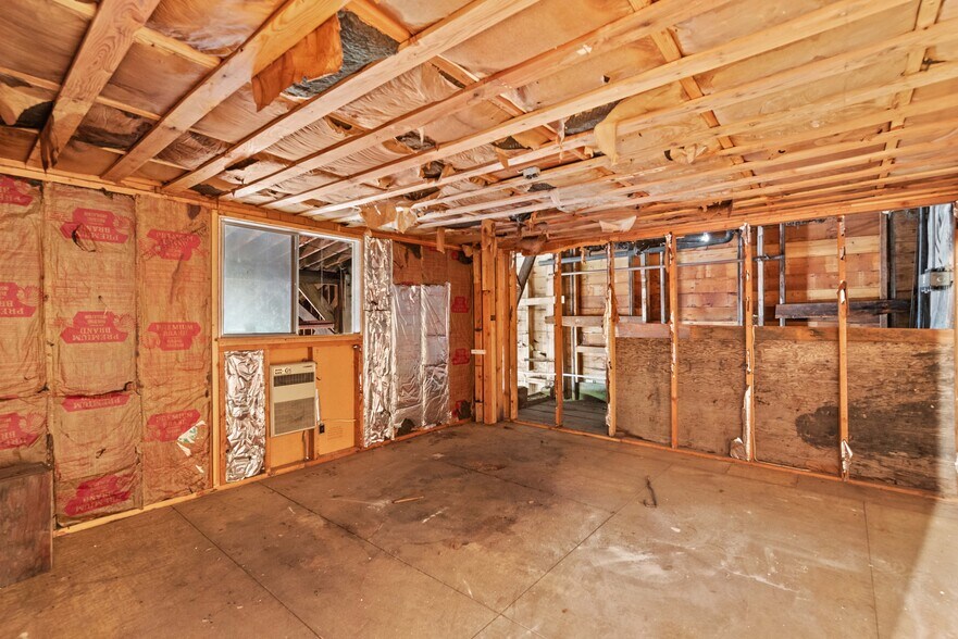 More Photos Of 1260 Lower Sunnyslope Rd, Wenatchee Manufacturing For Lease