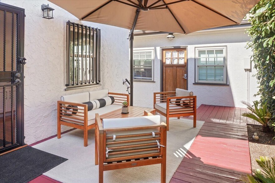 More Photos Of 1191 E Walnut St, Pasadena Office Residential For Sale