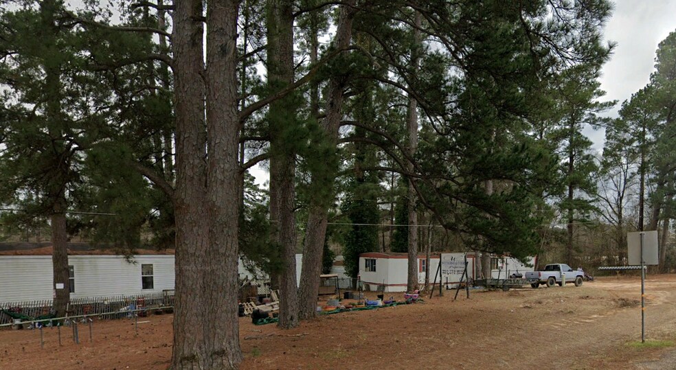 Primary Photo Of 217 Redwater Blvd W, Maud Manufactured Housing Mobile Home Park For Sale