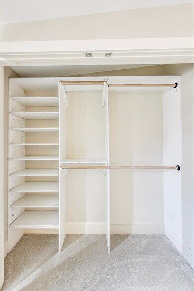 More Photos Of 1324 10th St NW, Washington Apartments For Sale