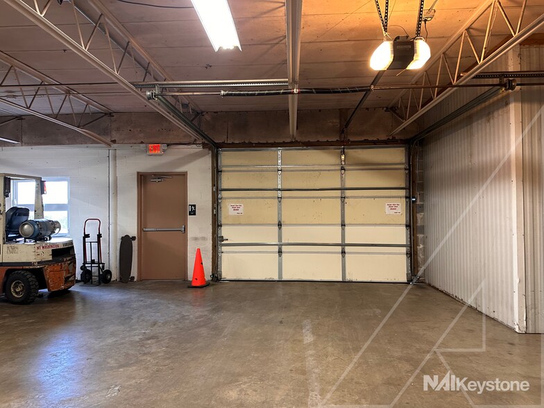 More Photos Of 330 N Reading Rd, Ephrata Unknown For Lease