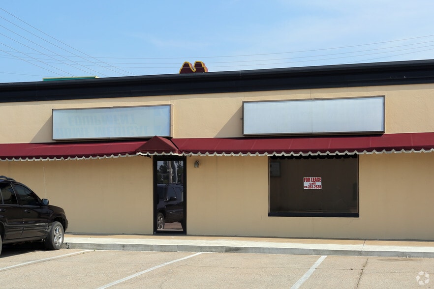 More Photos Of 5033-5079 S Yale Ave, Tulsa Unknown For Lease