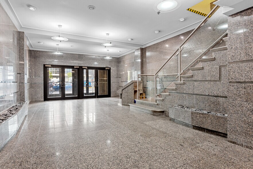 More Photos Of 280 Albert St, Ottawa Office For Lease