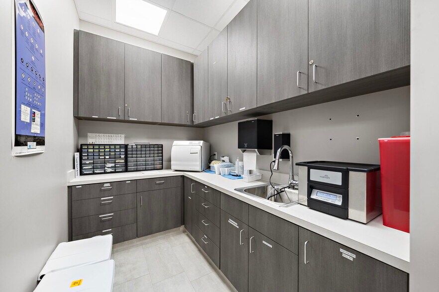 More Photos Of 16340 Wallisville Rd, Houston Unknown For Sale