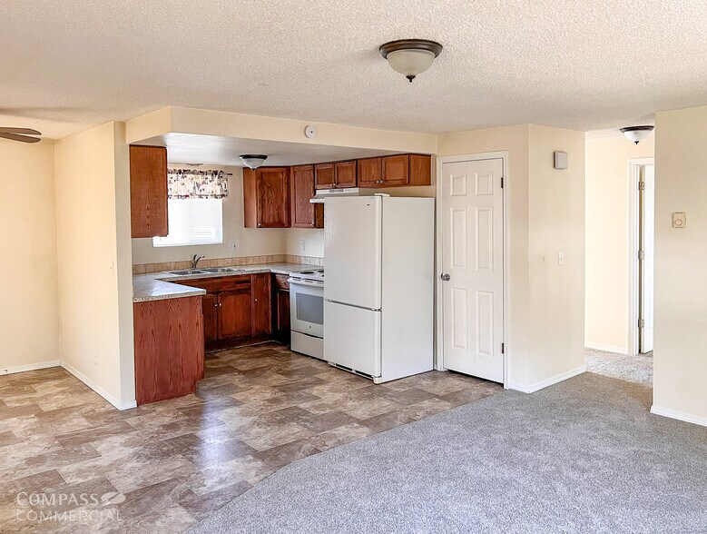 More Photos Of 215 NW Canal Blvd, Redmond Manufactured Housing Mobile Home Park For Sale
