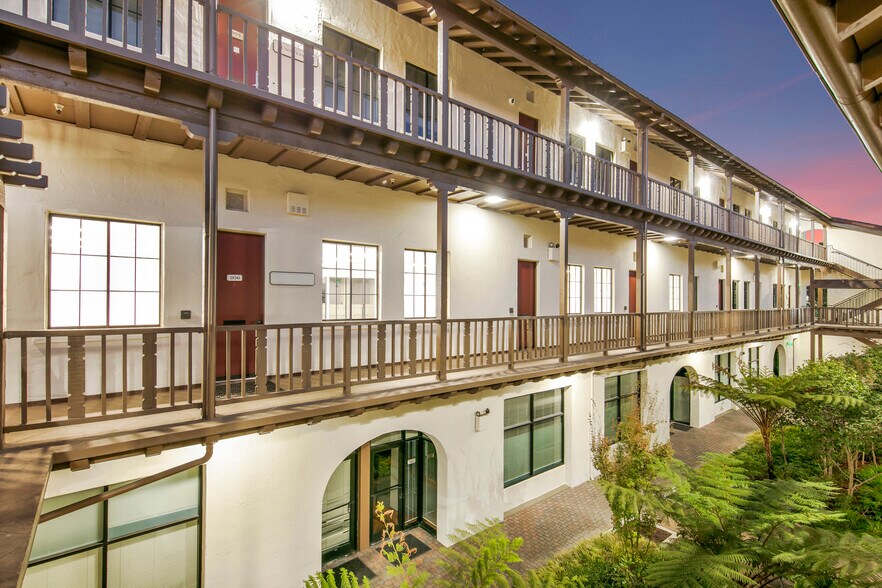 More Photos Of 111 W Evelyn Ave, Sunnyvale Loft Creative Space For Lease