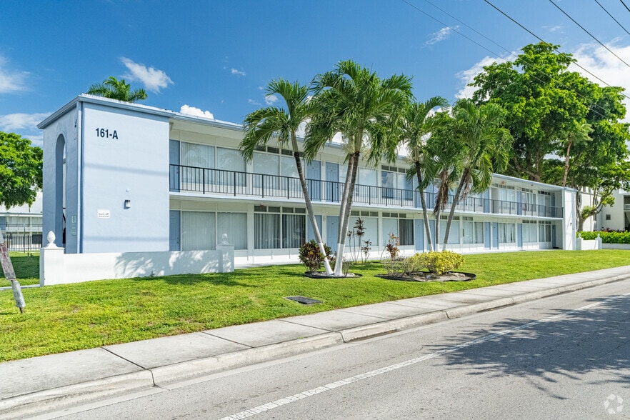 More Photos Of 3870 N Andrews Ave, Oakland Park Apartments For Sale