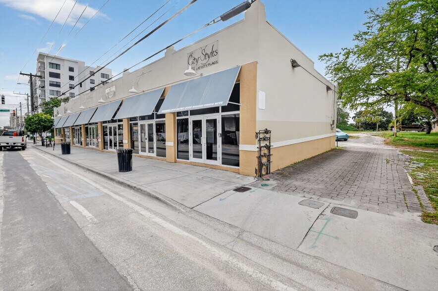 Primary Photo Of 401-413 N Rosemary Ave, West Palm Beach, West Palm Beach Office For Sale