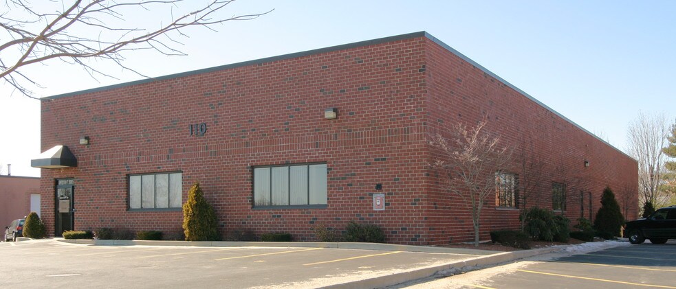 More Photos Of 110 Kerry Pl, Norwood Light Distribution For Sale