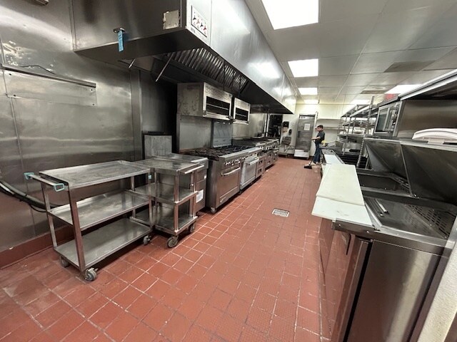 More Photos Of 442 Atlanta Hwy NW, Winder Restaurant For Lease