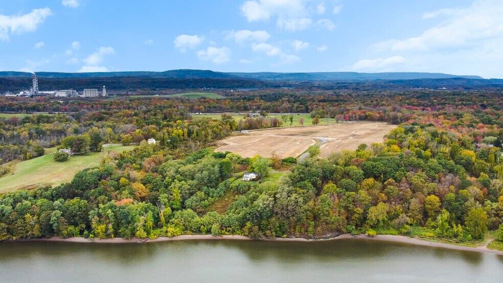 More Photos Of 47 Bronk Rd, Selkirk Land For Sale