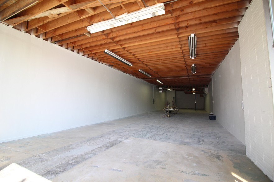 More Photos Of 6211 La Salle Ave, Oakland Storefront Retail Office For Lease