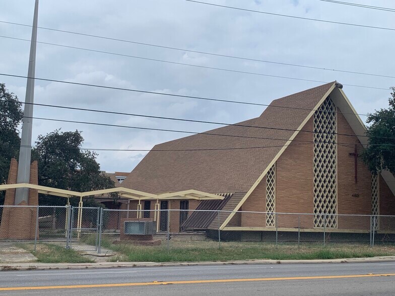 More Photos Of 4611 San Pedro, San Antonio Religious Facility For Sale