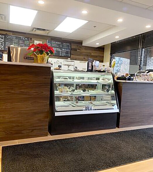 More Photos Of 27 Horseneck Rd, Fairfield Coworking Space