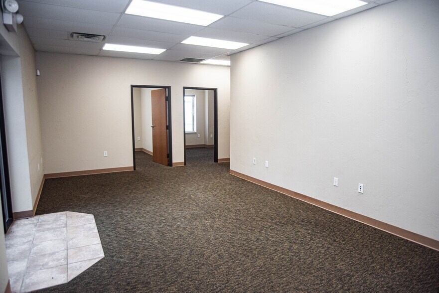 More Photos Of 2820 Global Pky, Midwest City Industrial For Sale