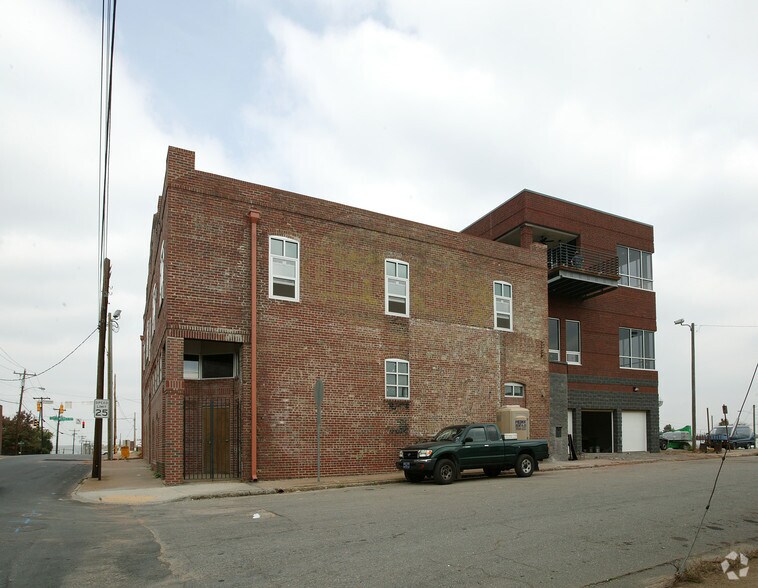 More Photos Of 803 N Trade St, Winston-Salem Office For Lease