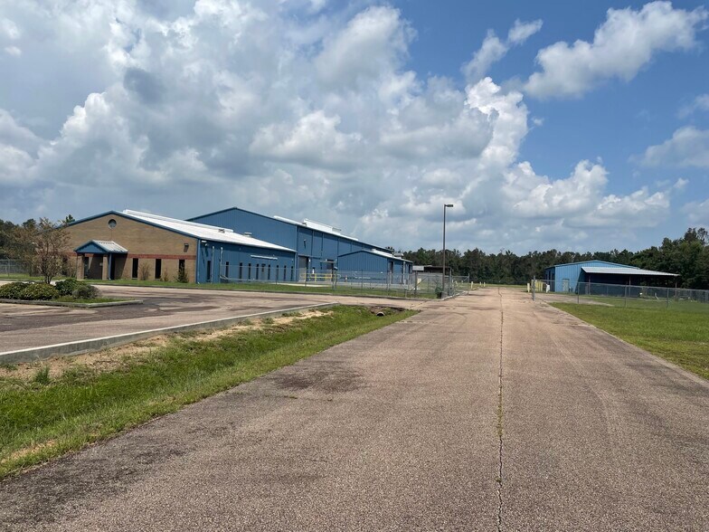 More Photos Of 13233 Webre Rd, Bay Saint Louis Warehouse For Sale