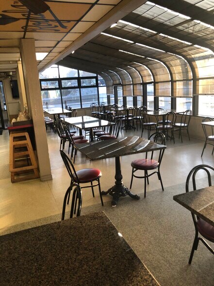 More Photos Of 2117 S 34th St, Kansas City Restaurant For Sale