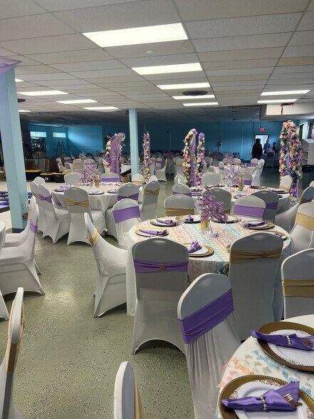 More Photos Of 1718 Lafayette Rd, Indianapolis Flex For Sale