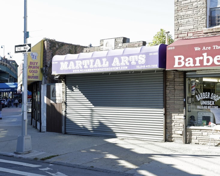 Primary Photo Of 1821 Hobart Ave, Bronx Storefront For Lease