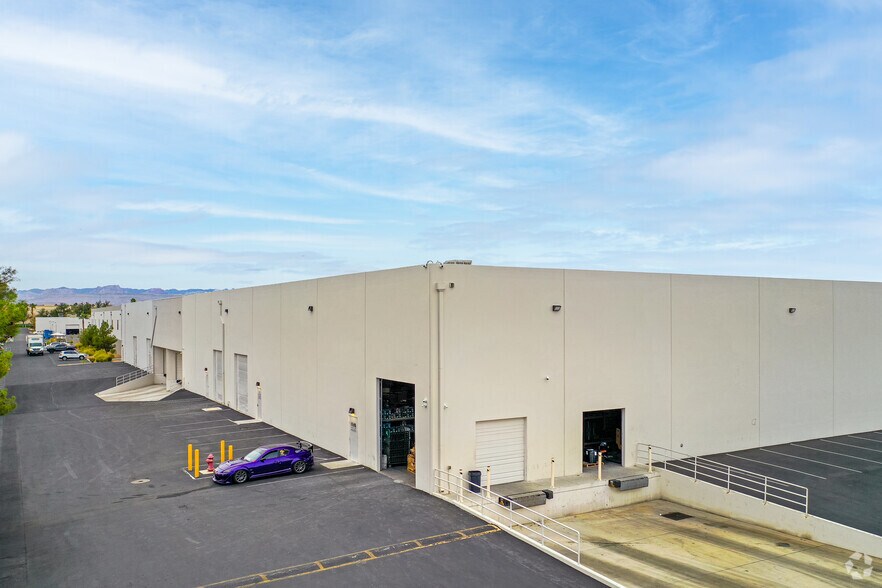 More Photos Of 1085 Palms Airport Dr, Las Vegas Warehouse For Lease