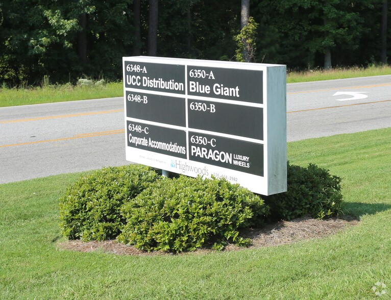 More Photos Of 6348 Burnt Poplar Rd, Greensboro Warehouse For Lease