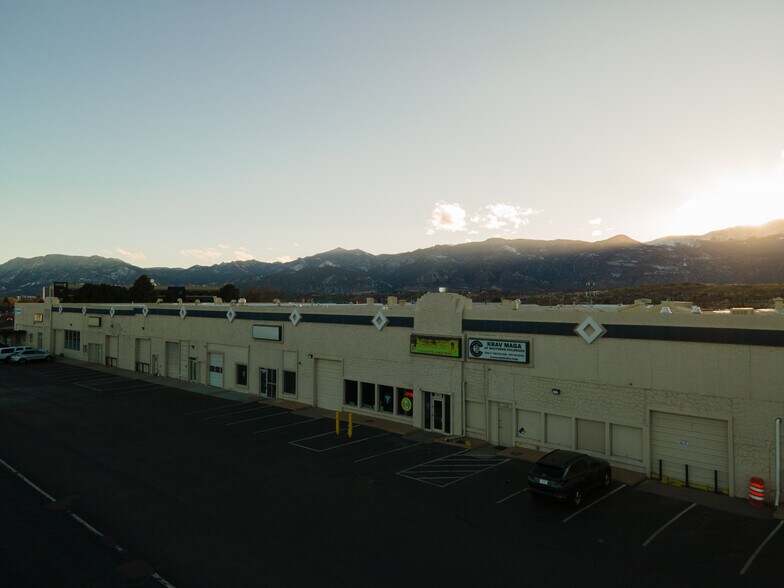 More Photos Of 3200-3250 N Nevada Ave, Colorado Springs Warehouse For Lease