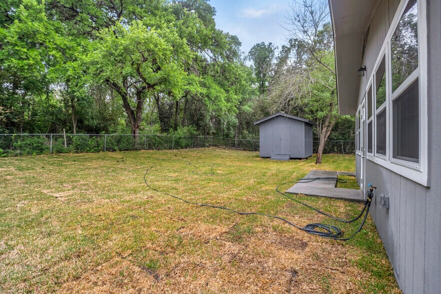 More Photos Of 601 Spring St, Round Rock Office Residential For Lease
