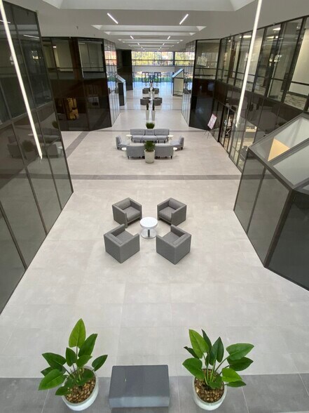 More Photos Of 12700 Hillcrest Rd, Dallas Coworking Space