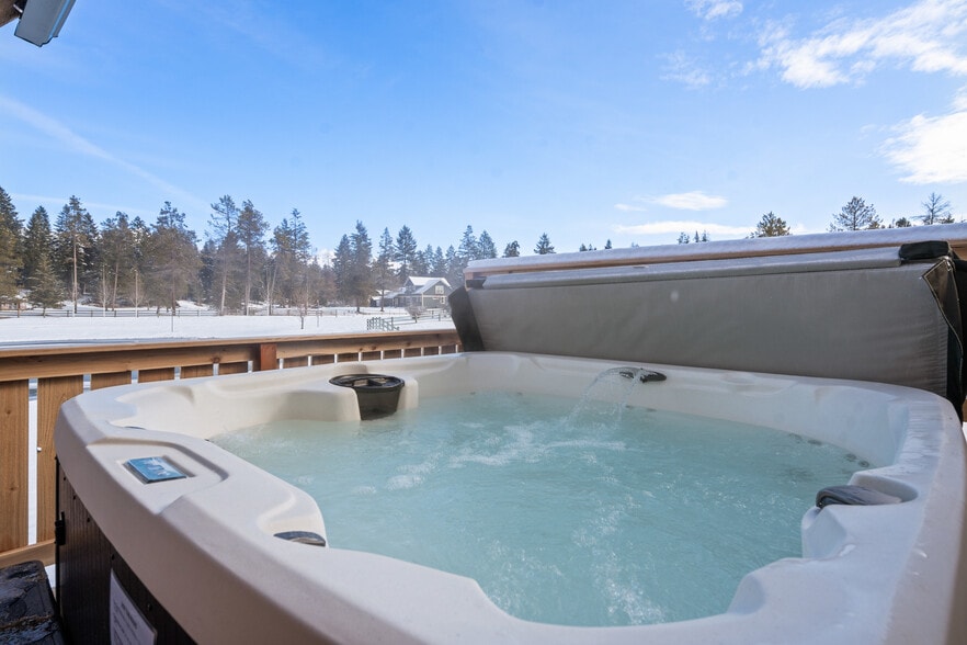 More Photos Of 1845 Hodgson Rd, Whitefish Hotel For Sale