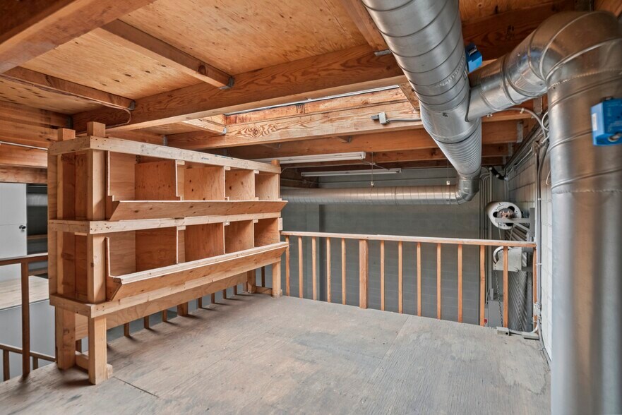 More Photos Of 48 Laurel St, Redwood City Service For Lease