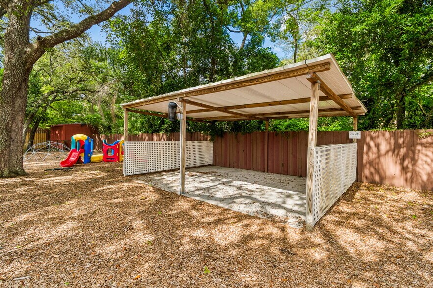 More Photos Of 4001 Skipper Rd, Tampa Schools For Sale