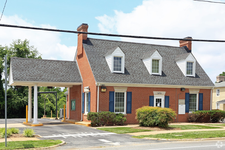 Primary Photo Of 8970 Courthouse Rd, Spotsylvania Bank For Lease