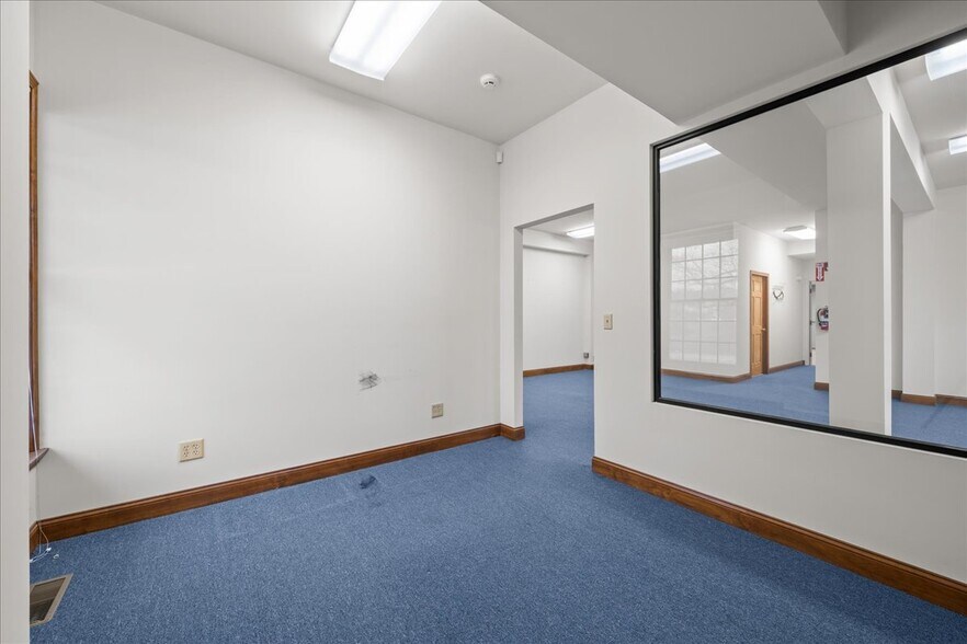 More Photos Of 100 Egbertson Rd, Campbell Hall Loft Creative Space For Lease