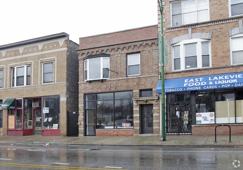 More Photos Of 3812 N Clark St, Chicago Storefront Retail Residential For Sale