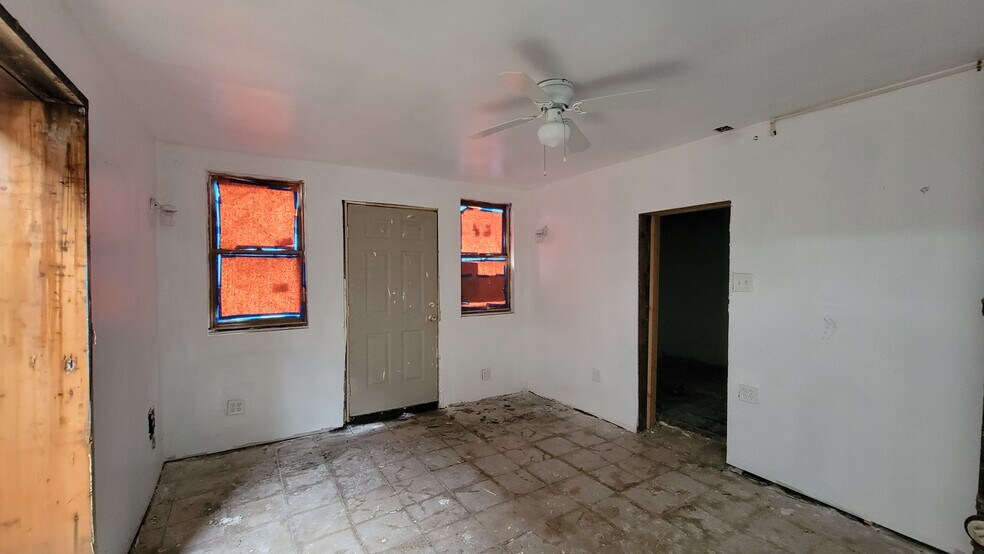 More Photos Of 1706 Hayden Ave, East Cleveland Auto Dealership For Sale