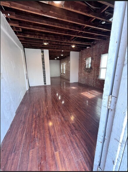 More Photos Of 2500-2514 Cesar E Chavez, Los Angeles Storefront For Sale