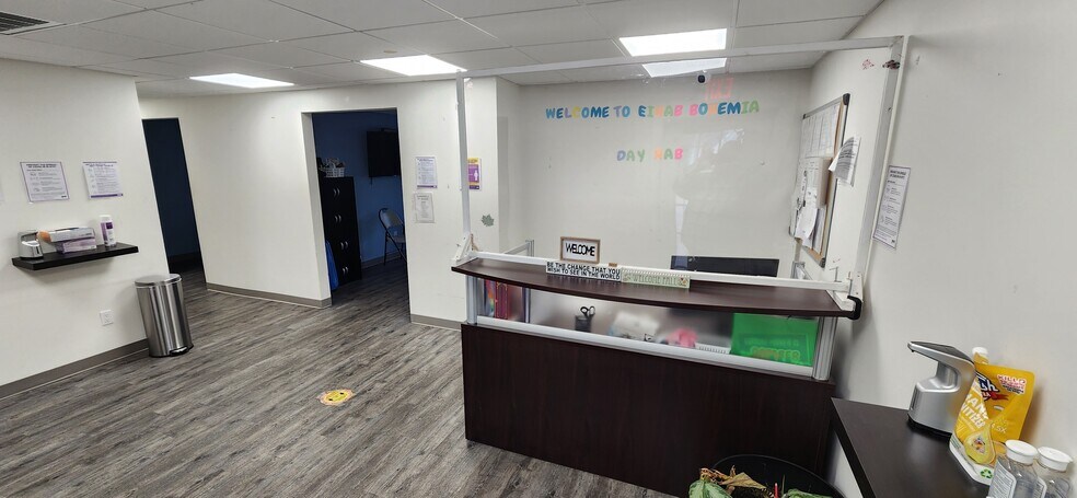More Photos Of 868 Church St, Bohemia Office For Lease
