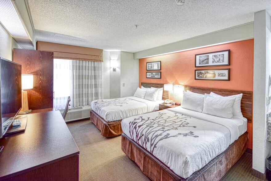 More Photos Of 1695 Capital Cir NW, Tallahassee Hotel For Sale