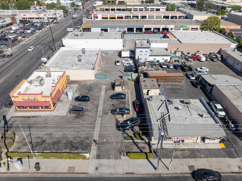 More Photos Of 7610 Sepulveda Blvd & 15243 Saticoy St., Van Nuys Land For Lease