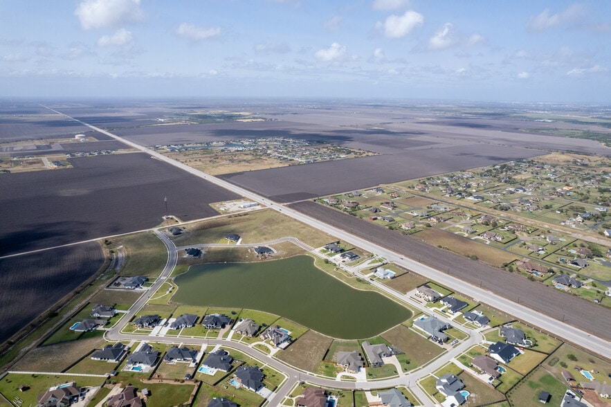 More Photos Of S Staples @ CR 41, Corpus Christi Land For Sale