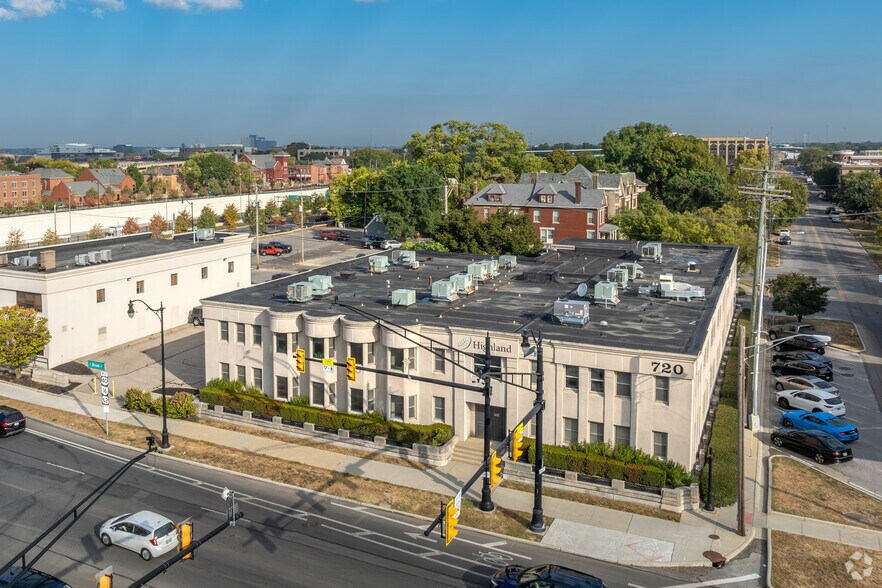 More Photos Of 720 E Broad St, Columbus Office For Lease