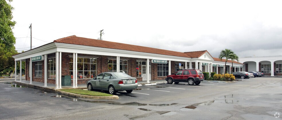 More Photos Of 5201-5247 W Broward Blvd, Plantation Unknown For Lease