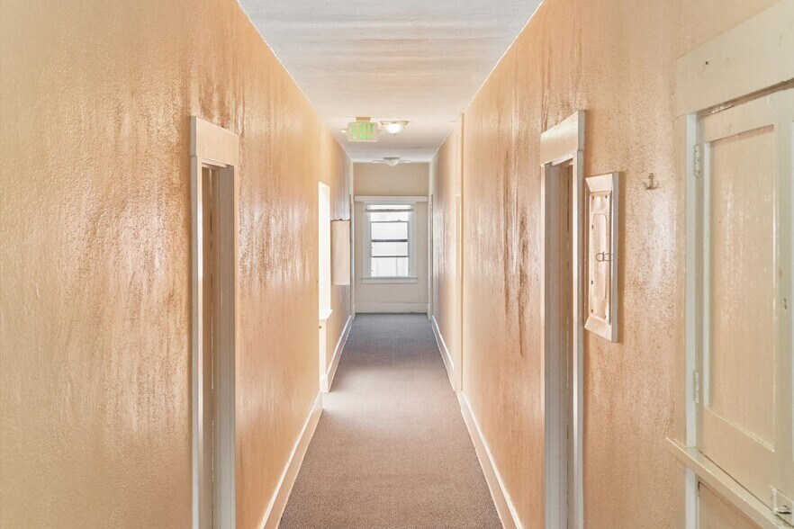 More Photos Of 1644 Monterey Blvd, Hermosa Beach Multifamily For Sale